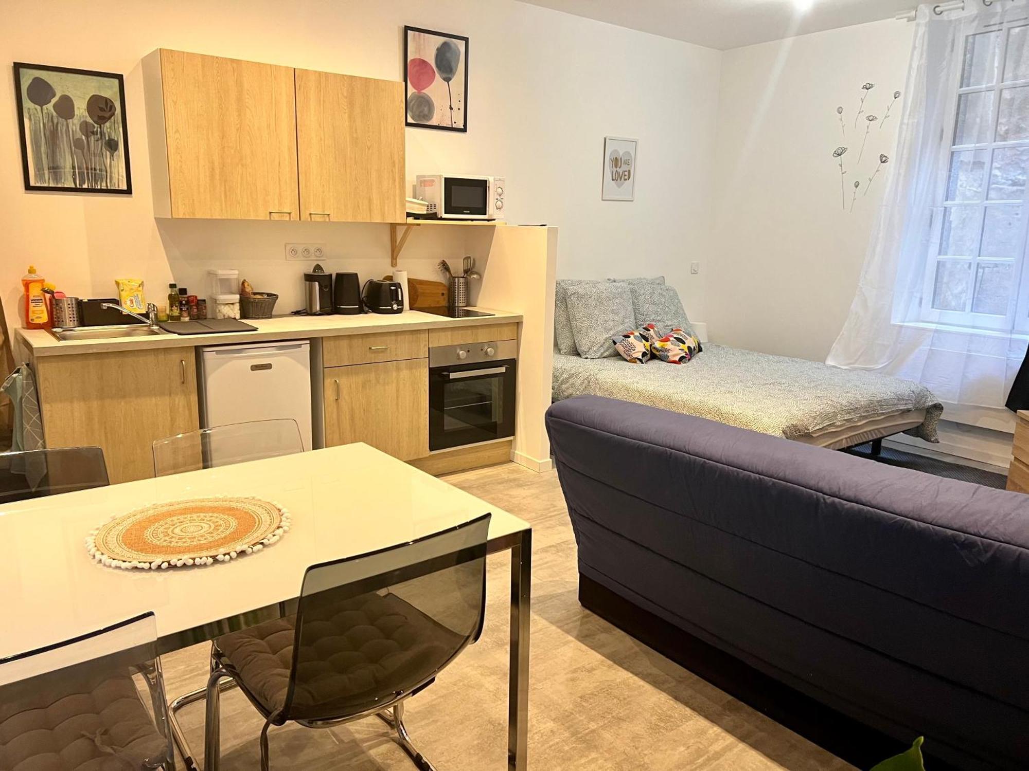 Studio Riom De Coeur Luaran gambar